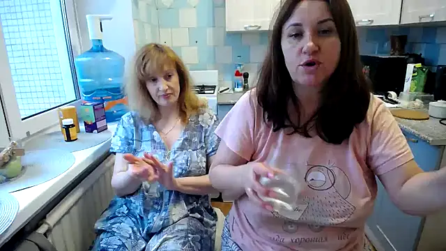 DonnaMagdalena online show from 01-23-25, 07:54