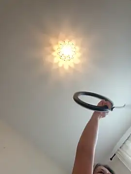 Snapshot of Cute_Anissa chatting on 11-27-25, 02:52 Cute Anissa online show from 11-27-25, 02:52