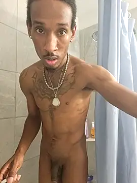 Snapshot of Z3US_UP_1 chatting on 10-13-25, 01:44 Z3US UP 1 online show from 10-13-25, 01:44