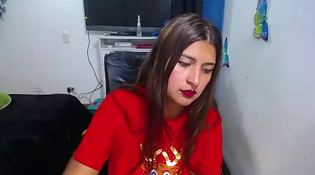 Snapshot of Yunhot_ chatting on 12-18-24, 07:26 Yunhot  online show from 12-18-24, 07:26