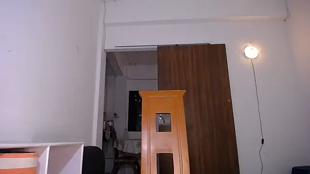 yselahot online show from 03-23-26, 01:04