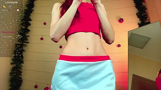 Snapshot of Sally_Biscuit chatting on 12-13-24, 01:44 Sally Biscuit online show from 12-13-24, 01:44