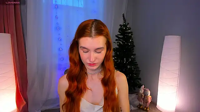 Snapshot of Sally_Biscuit chatting on 12-19-24, 10:34 Sally Biscuit online show from 12-19-24, 10:34