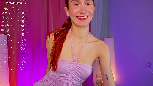 Snapshot of Sally_Biscuit chatting on 01-18-25, 01:08 Sally Biscuit online show from 01-18-25, 01:08