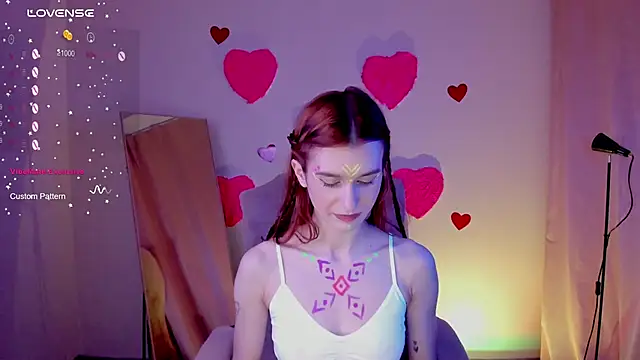 Snapshot of Sally_Biscuit chatting on 02-12-25, 11:18 Sally Biscuit online show from 02-12-25, 11:18