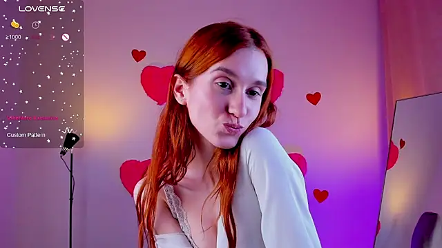 Snapshot of Sally_Biscuit chatting on 02-14-25, 10:28 Sally Biscuit online show from 02-14-25, 10:28