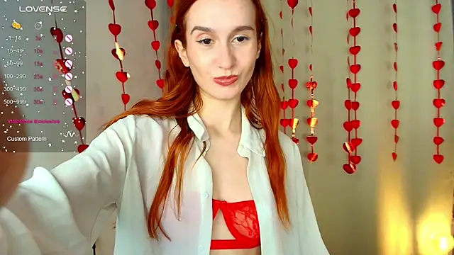 Snapshot of Sally_Biscuit chatting on 02-15-25, 01:49 Sally Biscuit online show from 02-15-25, 01:49