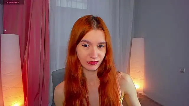 Snapshot of Sally_Biscuit chatting on 03-02-25, 10:35 Sally Biscuit online show from 03-02-25, 10:35