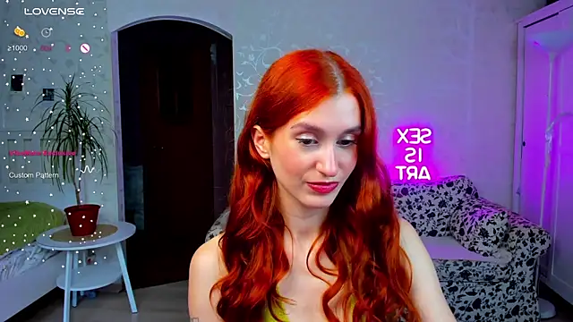 Snapshot of Sally_Biscuit chatting on 09-13-25, 10:15 Sally Biscuit online show from 09-13-25, 10:15