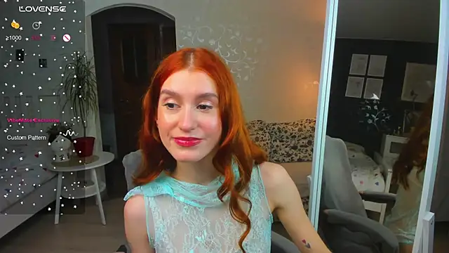 Snapshot of Sally_Biscuit chatting on 10-28-25, 12:30 Sally Biscuit online show from 10-28-25, 12:30