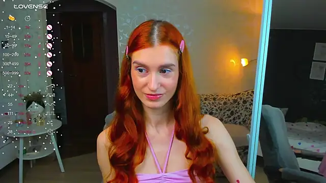 Snapshot of Sally_Biscuit chatting on 11-18-25, 10:31 Sally Biscuit online show from 11-18-25, 10:31