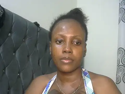 Snapshot of _Princess_mary chatting on 02-25-25, 12:25  Princess mary online show from 02-25-25, 12:25