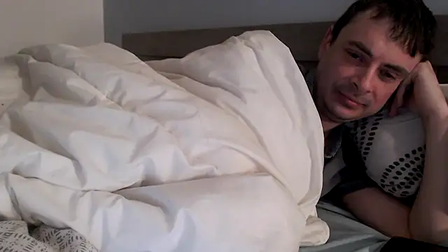 freddy0222222 online show from 02-12-25, 06:19