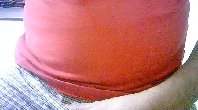 Snapshot of mrose8080 chatting on 03-04-25, 07:11 mrose8080 online show from 03-04-25, 07:11