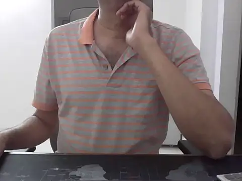 Snapshot of mrose8080 chatting on 03-24-26, 06:24 mrose8080 online show from 03-24-26, 06:24