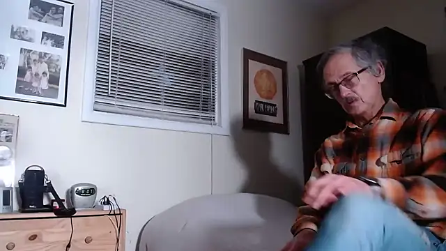 hottottrot691 online show from 02-25-25, 01:09