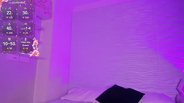 CamileHolmes online show from 11-08-25, 07:19