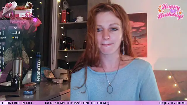 Snapshot of Cassie_Wild chatting on 05-27-26, 01:30 Cassie Wild online show from 05-27-26, 01:30