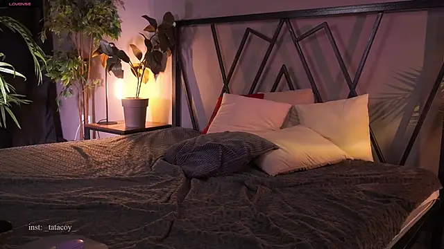 TataCoy online show from 04-12-26, 03:06