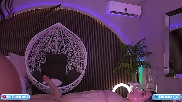 Snapshot of Dakota_Lee chatting on 09-10-25, 02:22 Dakota Lee online show from 09-10-25, 02:22