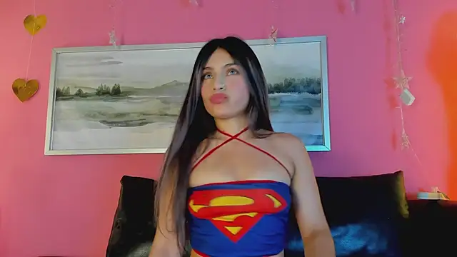 Snapshot of Tiffanysurez_ chatting on 10-24-25, 08:38 Tiffanysurez online show from 10-24-25, 08:38