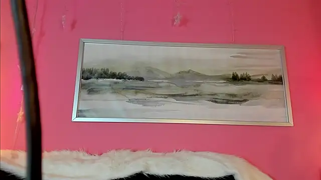 Snapshot of Tiffanysurez_ chatting on 12-04-25, 08:39 Tiffanysurez online show from 12-04-25, 08:39