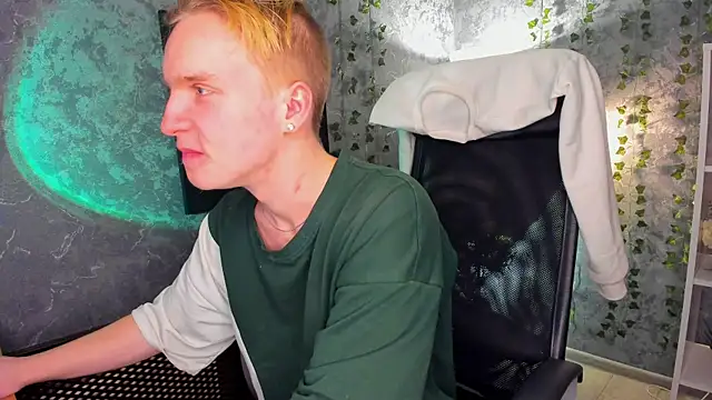 AlexxSweet online show from 01-25-25, 06:34