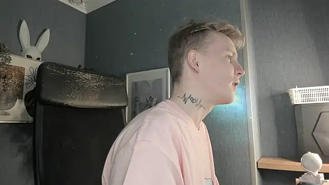 AlexxSweet online show from 04-11-26, 05:45