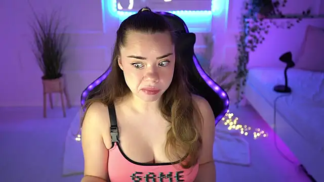 VixenMia online show from 01-18-25, 03:20