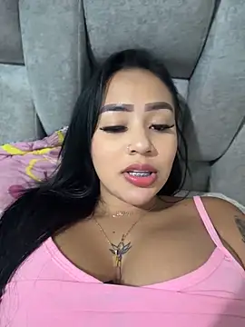 Snapshot of Luisa_Fernandaa chatting on 06-06-26, 03:33 Luisa Fernandaa online show from 06-06-26, 03:33