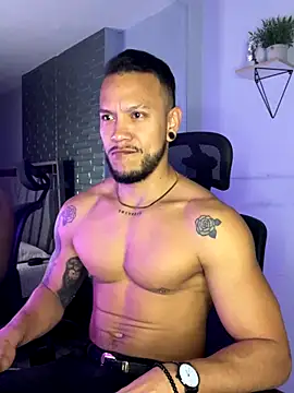 ARON TAYLER01 online show from 09-10-25, 10:37