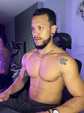 ARON TAYLER01 online show from 11-13-25, 10:36