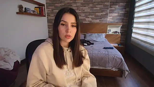 alicewilloww online show from 10-24-25, 09:11