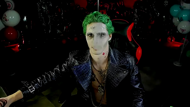 dirty-boss online show from 10-31-25, 01:39