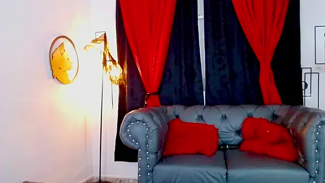 Snapshot of misslombana chatting on 06-15-26, 04:47 misslombana online show from 06-15-26, 04:47