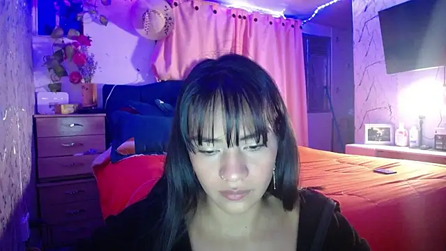 Samara Beltran online show from 10-11-25, 05:28