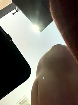 Snapshot of TheGAPEgatsby92 chatting on 10-25-25, 08:00 TheGAPEgatsby92 online show from 10-25-25, 08:00