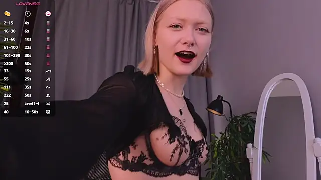 Snapshot of _Rude_Girl_ chatting on 12-06-24, 03:22  Rude Girl  online show from 12-06-24, 03:22
