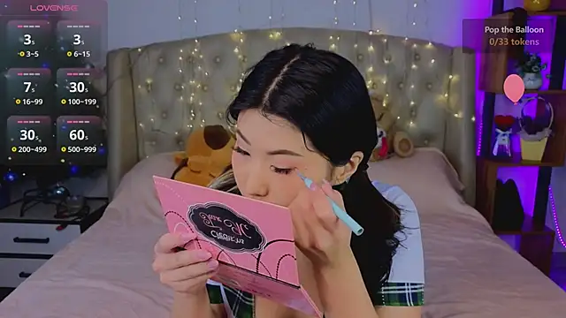 Wendy  Hills online show from 12-17-24, 06:35