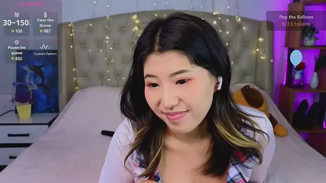 Wendy  Hills online show from 01-19-25, 03:42