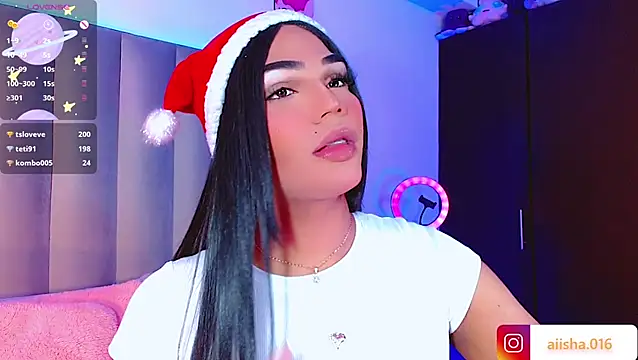 Snapshot of AiishaRose chatting on 12-24-24, 01:17 AiishaRose online show from 12-24-24, 01:17