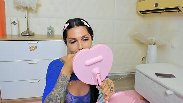 naughtycleo online show from 05-04-26, 03:13