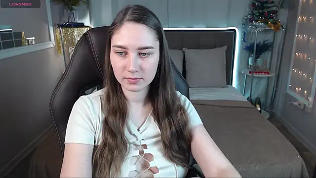 Snapshot of MollyBrams chatting on 12-10-24, 09:55 MollyBrams online show from 12-10-24, 09:55