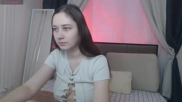 Snapshot of MollyBrams chatting on 02-03-25, 05:07 MollyBrams online show from 02-03-25, 05:07