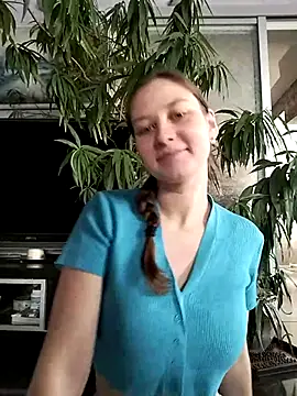 Snapshot of MollyBrams chatting on 09-13-25, 04:01 MollyBrams online show from 09-13-25, 04:01