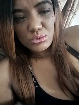 Snapshot of Indianpleasure300 chatting on 11-24-25, 07:13 Indianpleasure300 online show from 11-24-25, 07:13