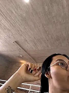 Snapshot of Annya-sweet chatting on 11-04-25, 03:22 Annya-sweet online show from 11-04-25, 03:22