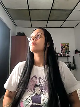 Snapshot of Annya-sweet chatting on 11-06-25, 02:51 Annya-sweet online show from 11-06-25, 02:51