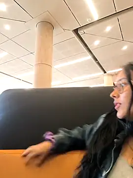 Snapshot of Annya-sweet chatting on 11-11-25, 03:12 Annya-sweet online show from 11-11-25, 03:12