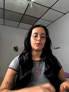 Snapshot of Annya-sweet chatting on 11-27-25, 01:46 Annya-sweet online show from 11-27-25, 01:46